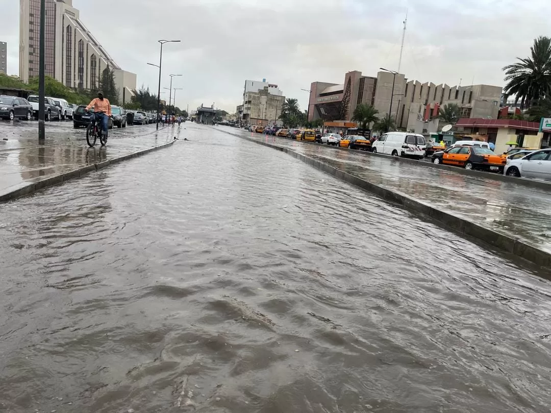Pluies exceptionnelles : jusqu’à 142 mm en 24 heures, Dakar et plusieurs régions sous les eaux